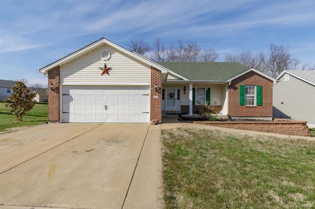 Property Photo: 627 Louisbourg Drive MO 63050