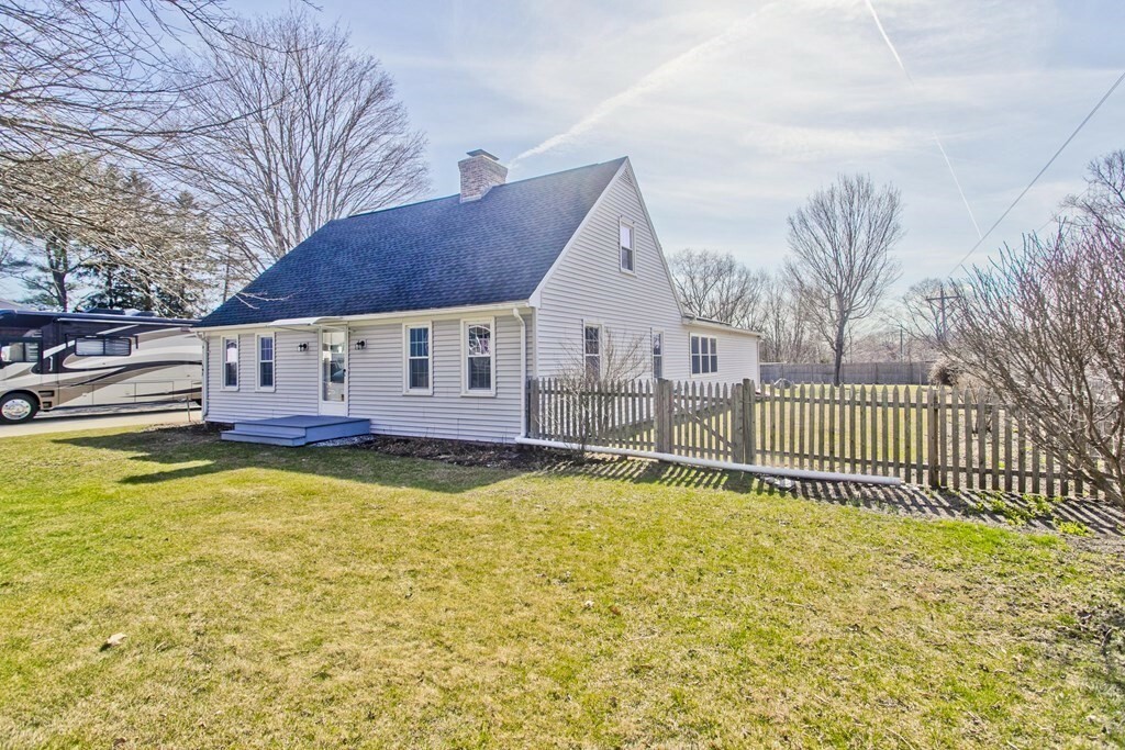 Property Photo: 197 Miller St MA 01056