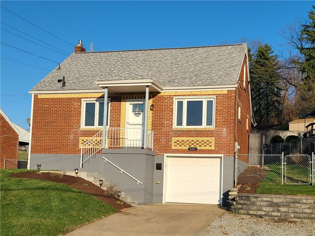Property Photo:  551 Nordeen Dr  PA 15122 