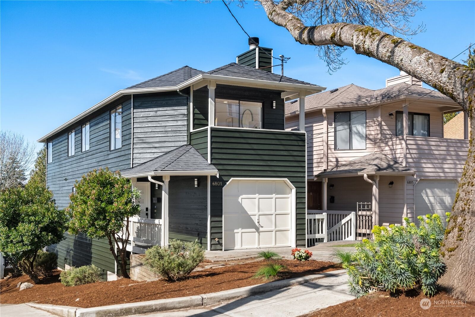 Property Photo: 6801 28th Avenue NE WA 98115