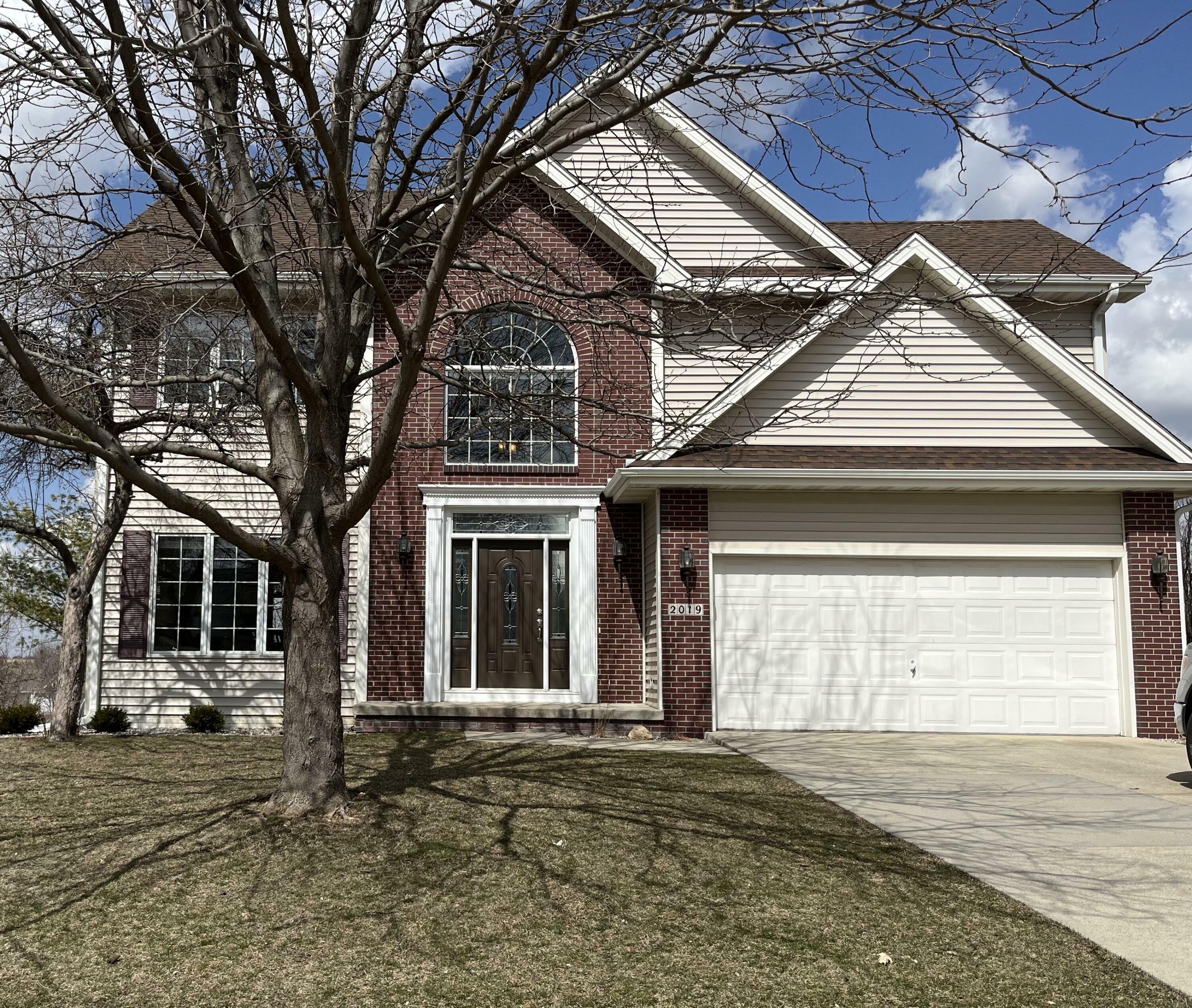 Property Photo:  2019 Wyngate Drive  IA 50010 