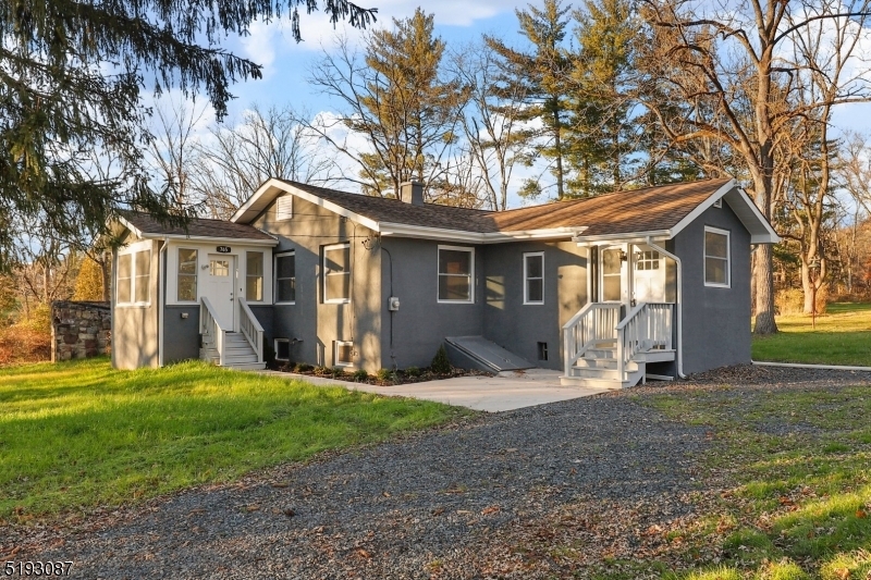 Property Photo:  765 Chimney Rock Rd  NJ 08836 