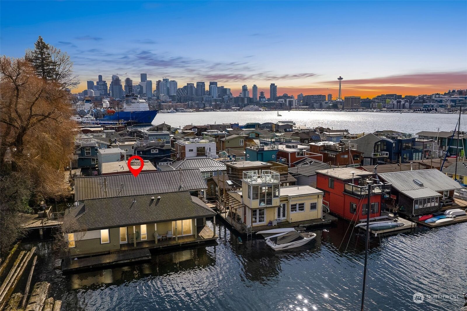 Property Photo:  2037 Fairview Avenue E A  WA 98102 