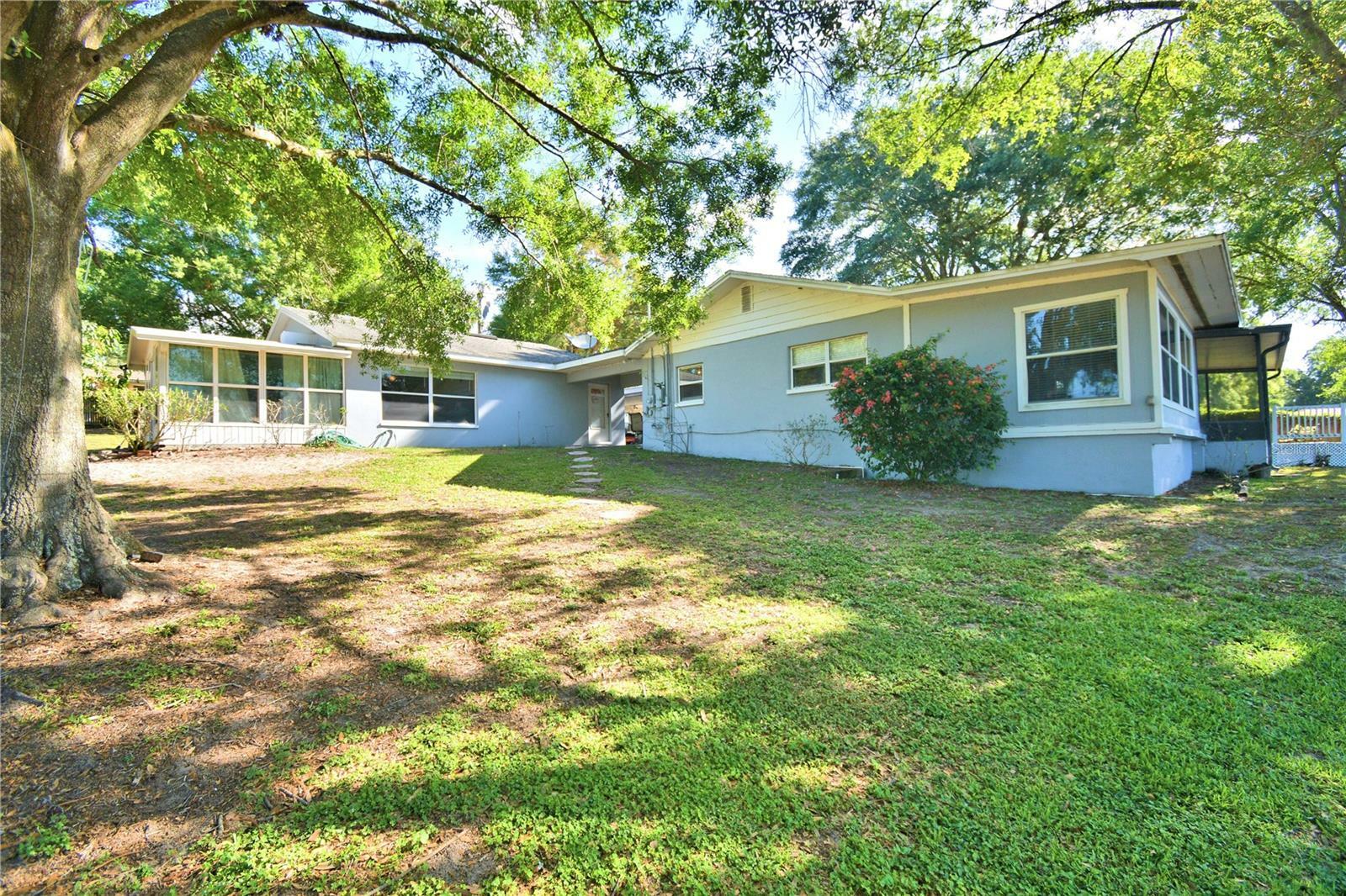 Property Photo:  314 Gates Avenue W  FL 33851 