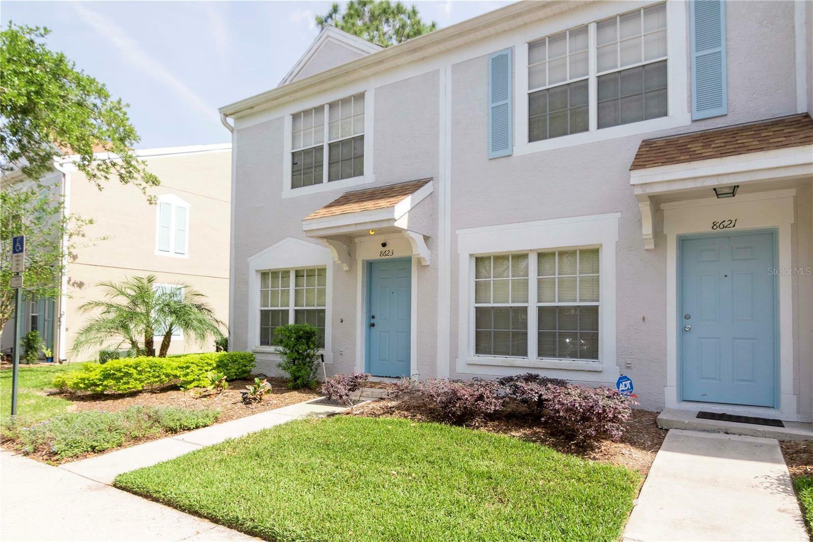 Property Photo:  8621 Hunters Key Circle  FL 33647 