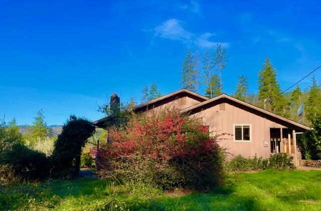 Property Photo:  1231 Pickett Creek Road  OR 97527 