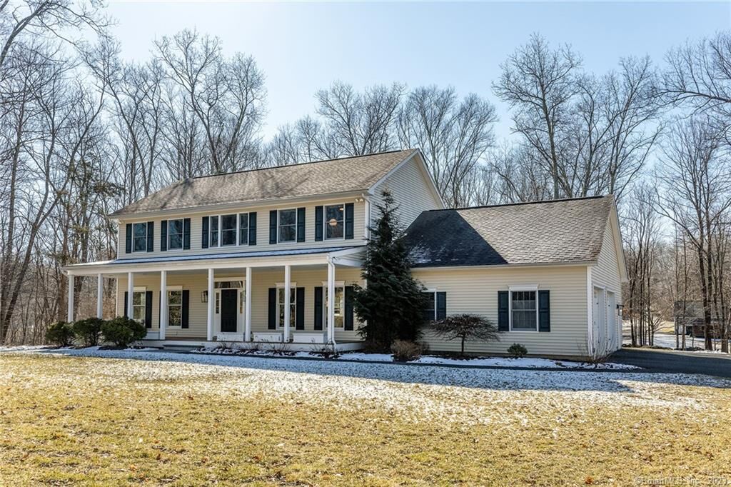 Property Photo:  4 Alfredson Lane  CT 06784 