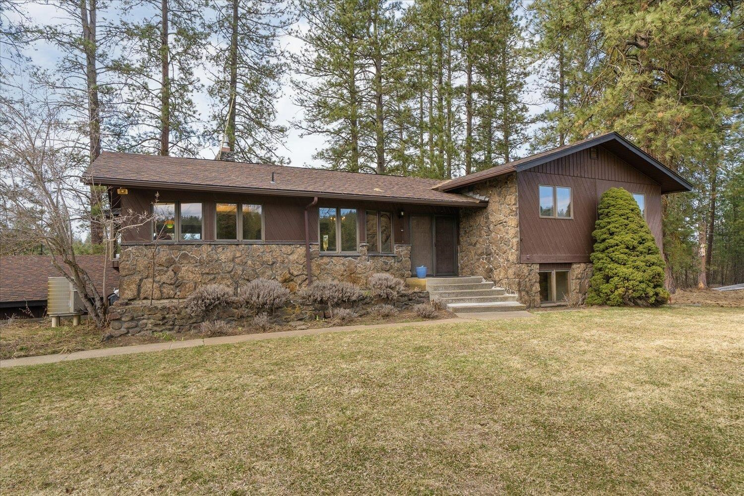 Property Photo: 20901 N Little Spokane Dr WA 99005
