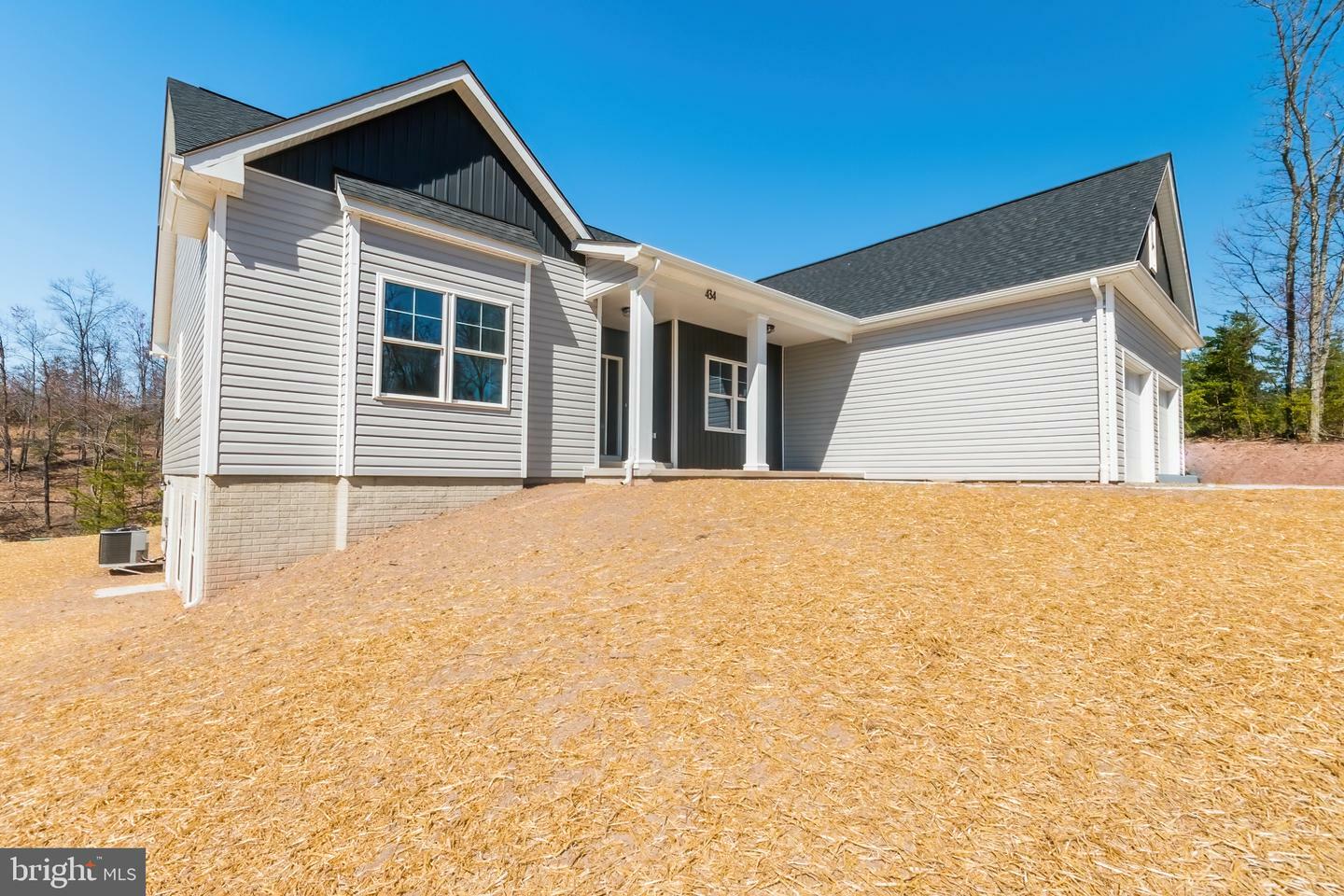 Property Photo: 434 Howards Chapel Road VA 22603