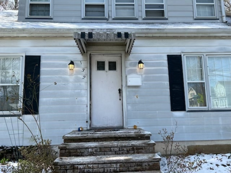 Property Photo:  132 Garfield Pl  NJ 07040 