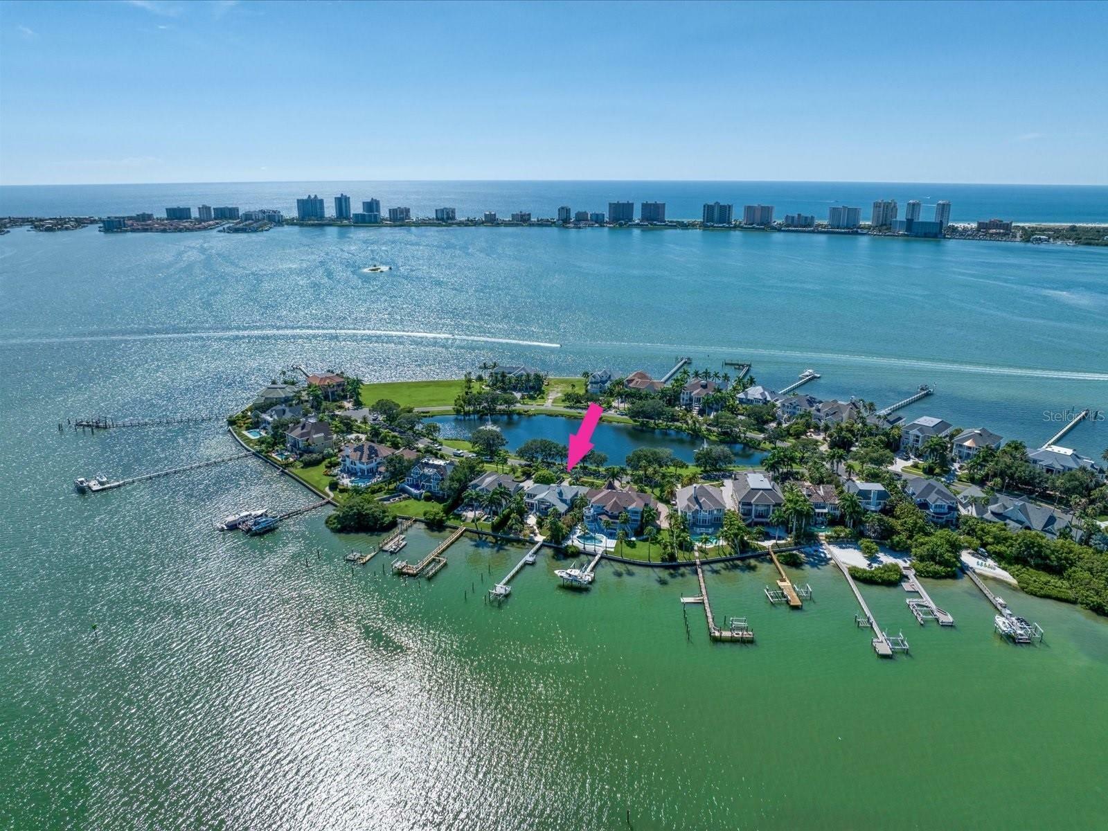 Property Photo: 433 Saint Andrews Drive FL 33756