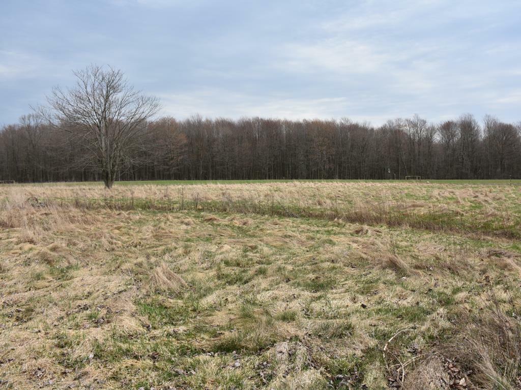 Property Photo:  21438 Hilltop Road  PA 16435 