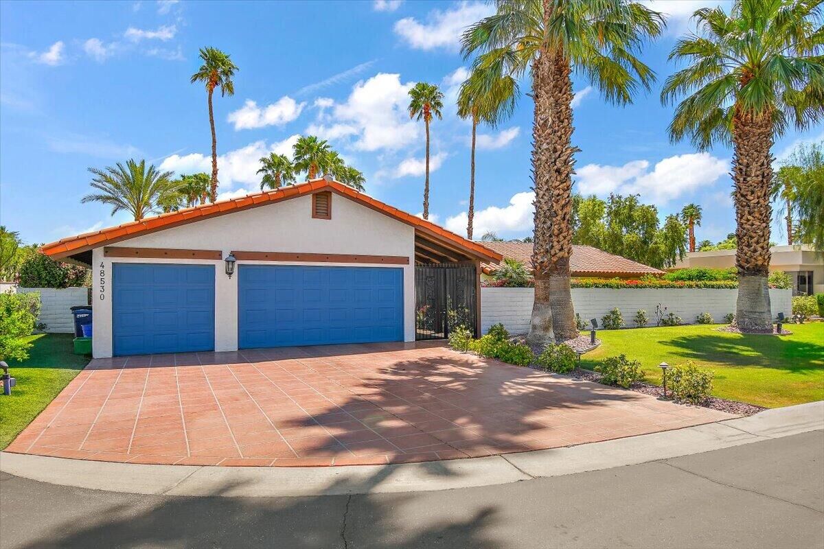 Property Photo:  48530 San Pedro Street  CA 92253 