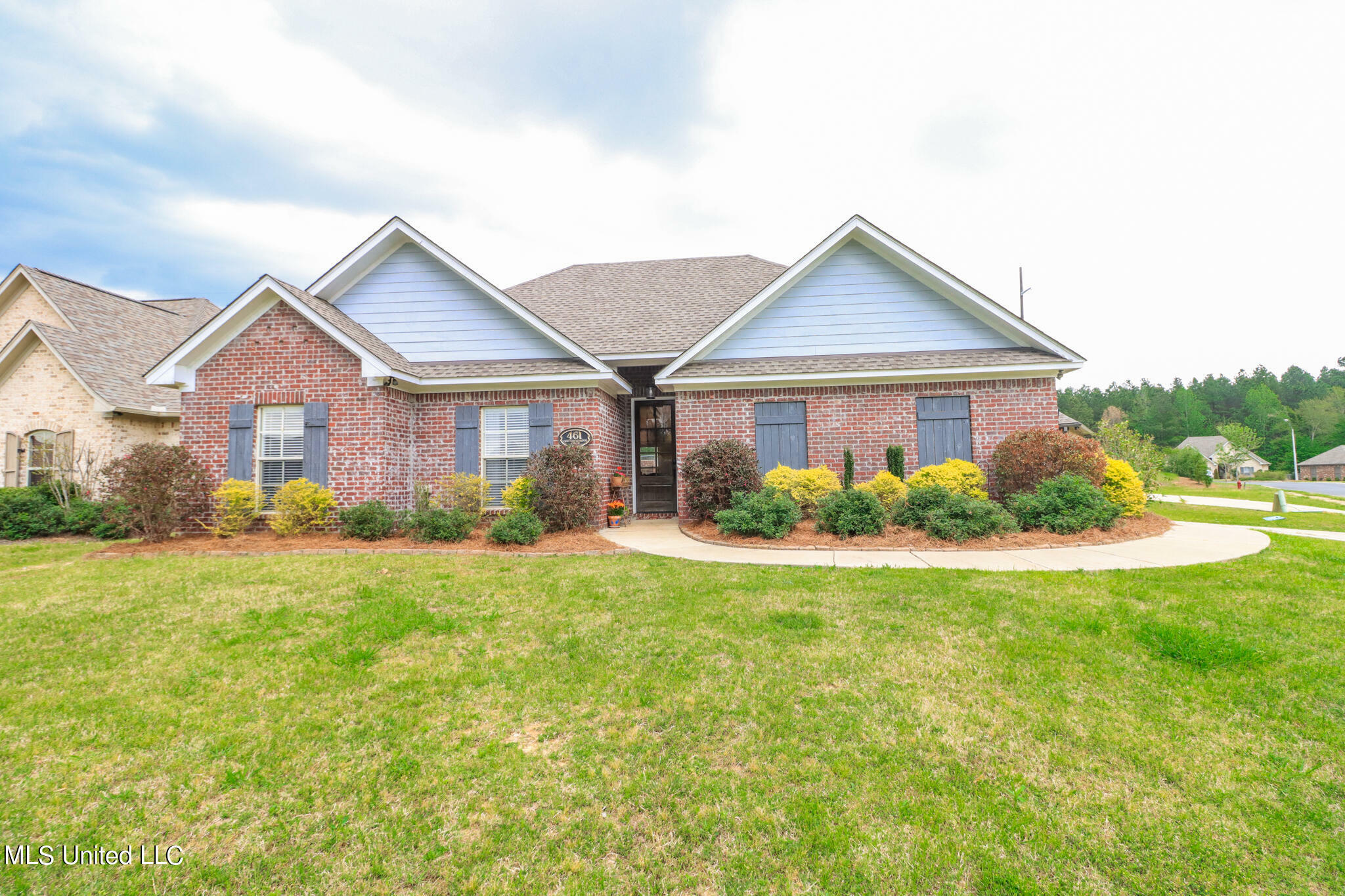 Property Photo:  461 Greenfield Ridge Circle  MS 39042 