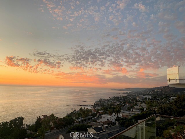 Property Photo:  26 N Vista De Catalina  CA 92651 
