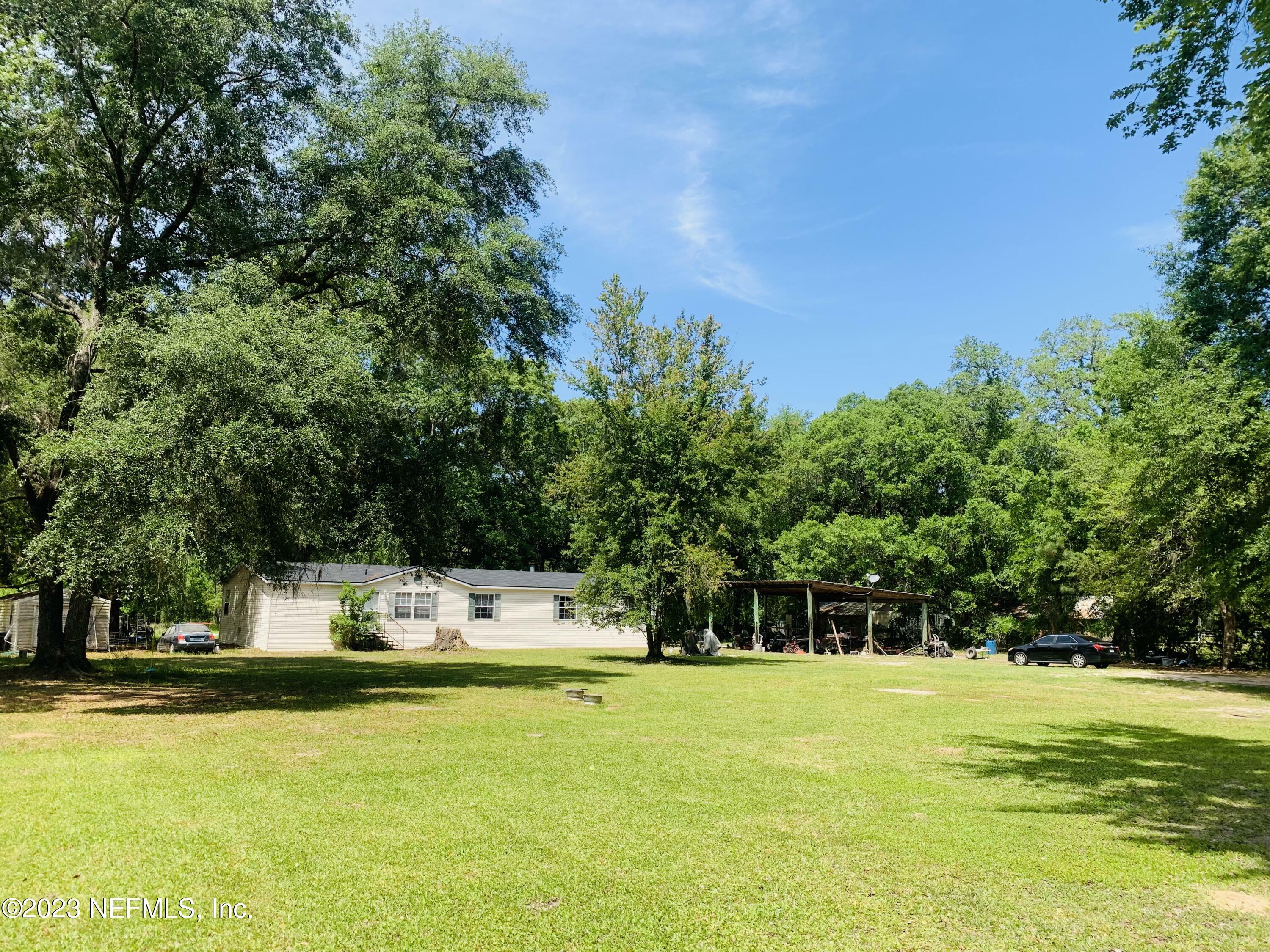 Property Photo:  48725 Haddock Drive  FL 32046 