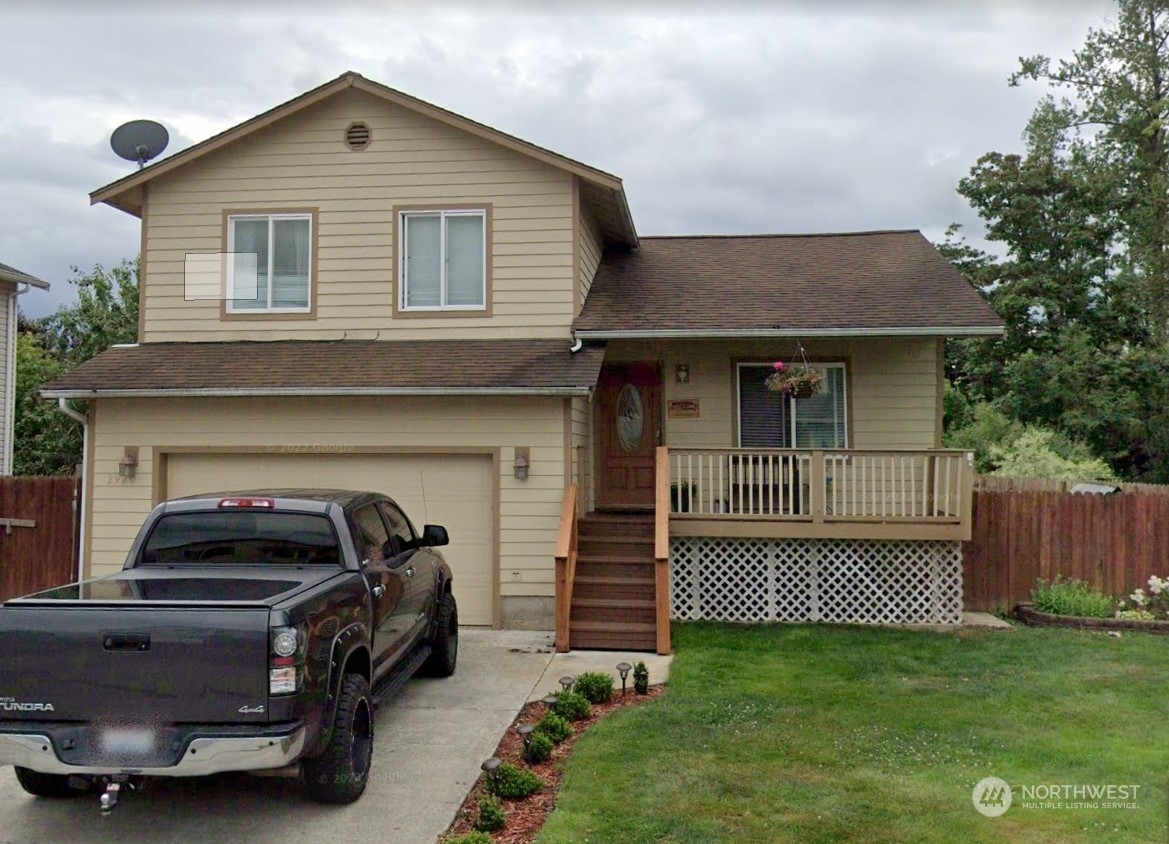 Property Photo:  2920 Arbor Street  WA 98273 