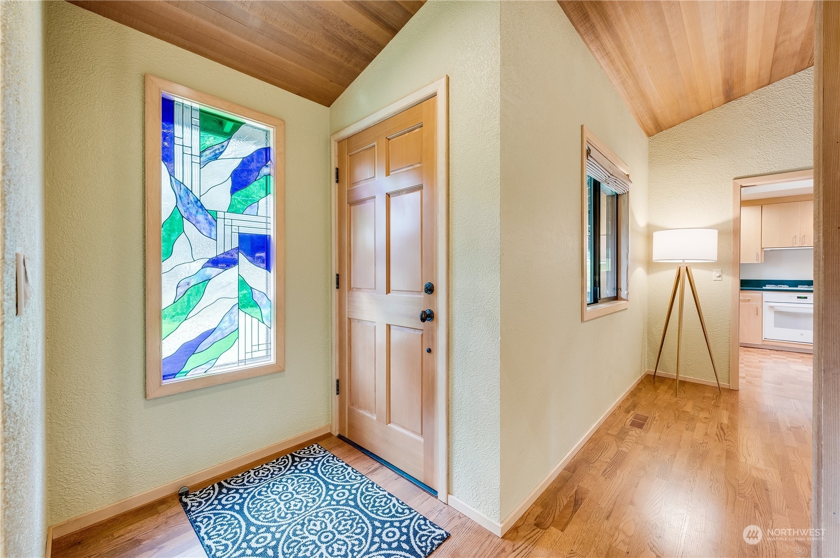 Property Photo: 391 SW Forest Drive WA 98027