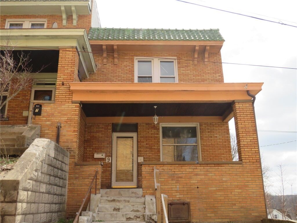 Property Photo: 9 Newett St PA 15210
