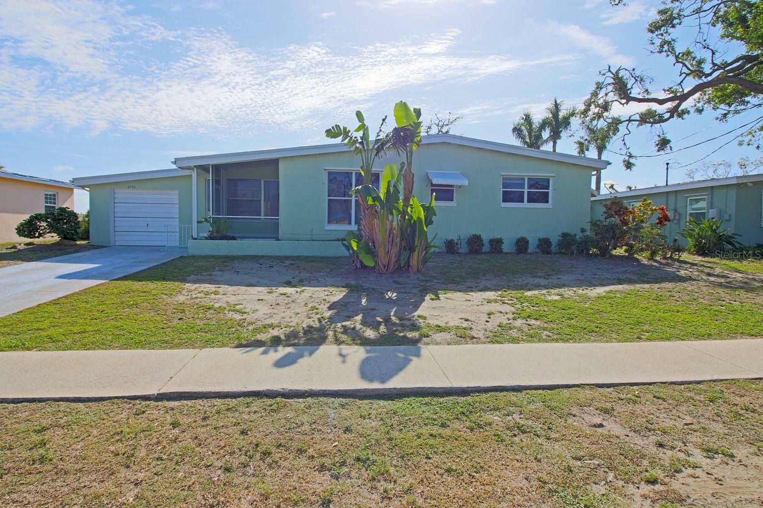 Property Photo:  2448 Elkcam Boulevard  FL 33952 