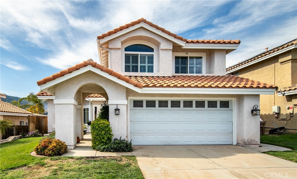 Property Photo:  34972 Hollyoak Way  CA 92399 