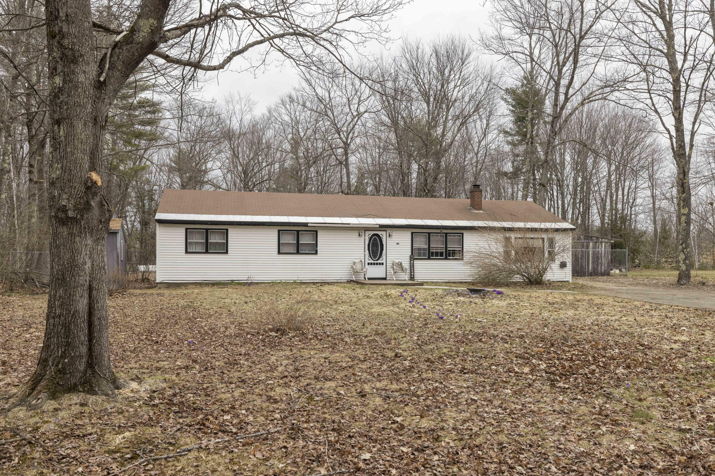 Property Photo:  206 Boothby Road  ME 04049 