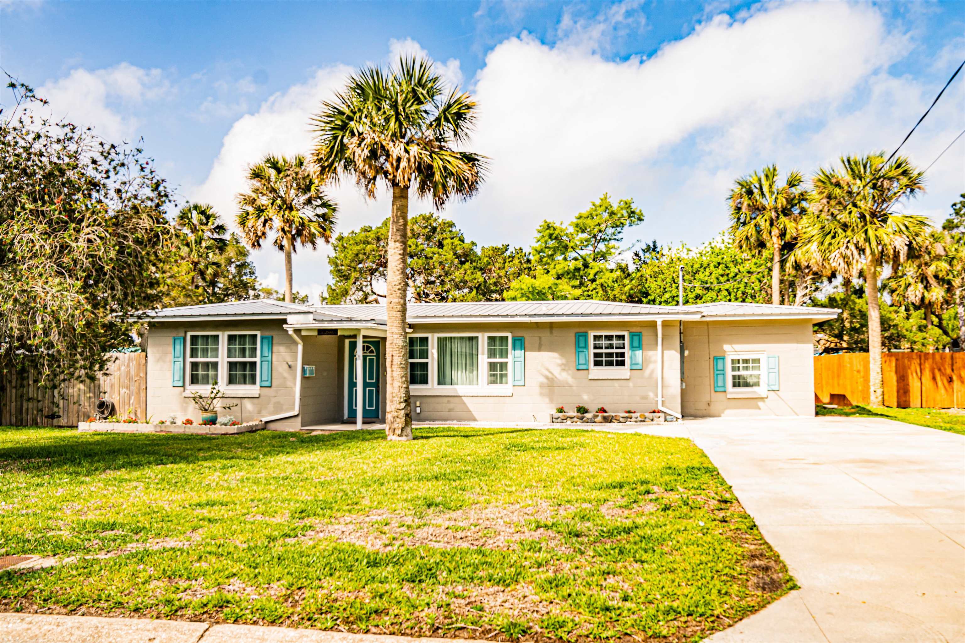 Property Photo:  41 Coquina Ave  FL 32080 