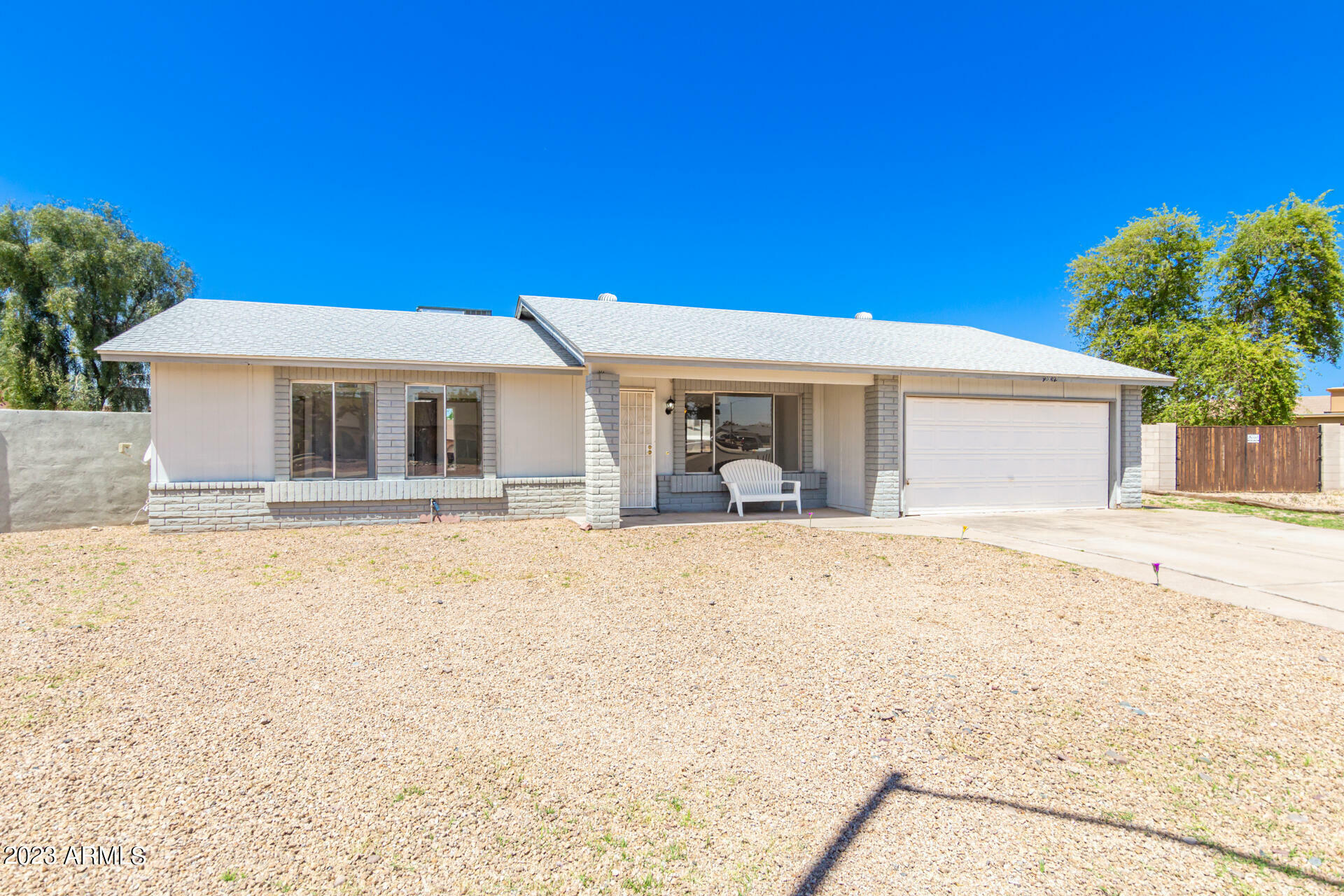 Property Photo: 9542 N 70th Avenue AZ 85345