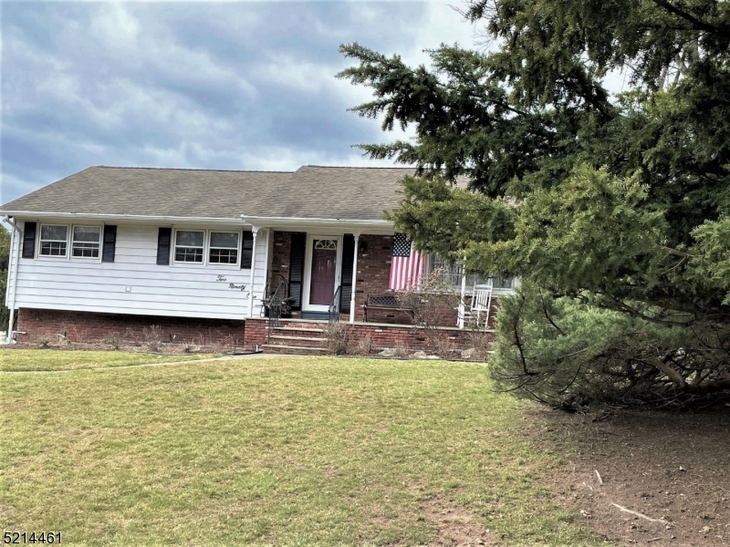 Property Photo: 291 Squaw Brook Rd NJ 07508