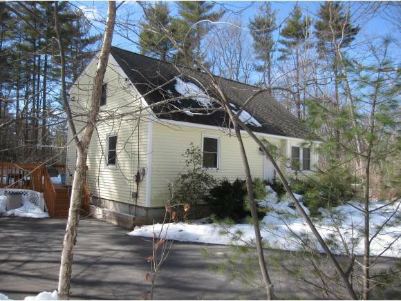 Property Photo: 16 Ledgewood Drive NH 03038