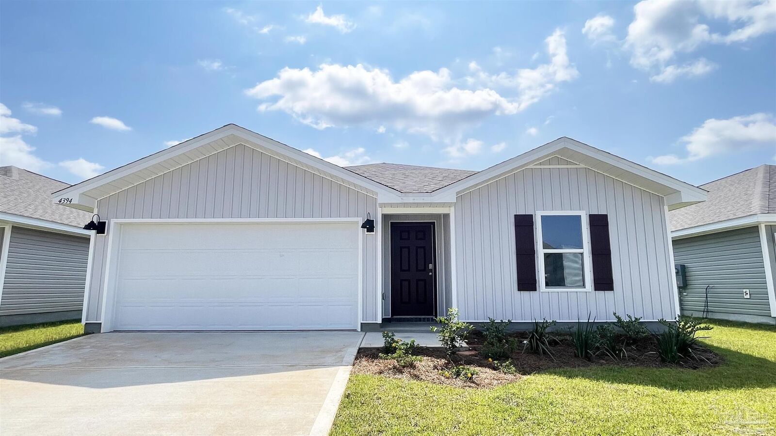 Property Photo:  4394 Tiger Oak Ct  FL 32571 