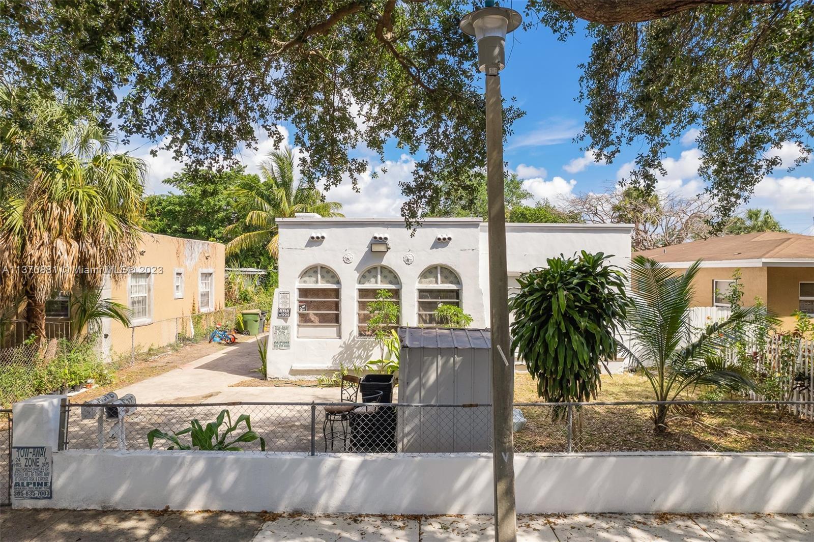 Property Photo:  1031 NW 120th St  FL 33168 