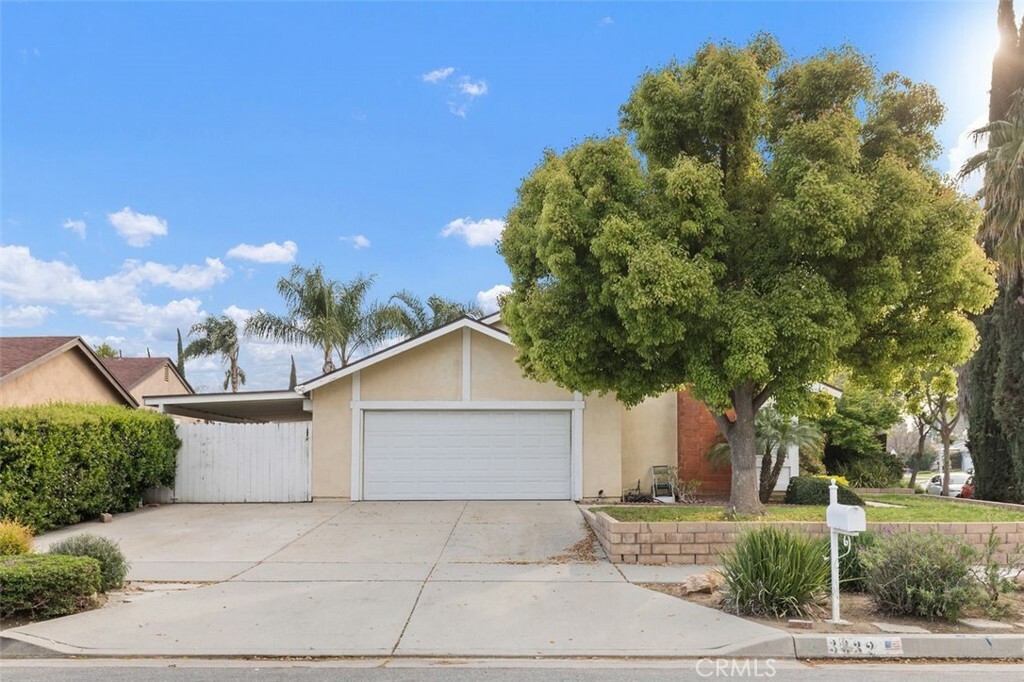 Property Photo:  3332 Racine Drive  CA 92503 