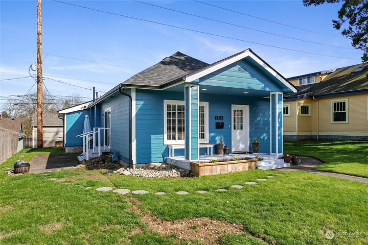 Property Photo:  1519 N Anderson Street  WA 98406 