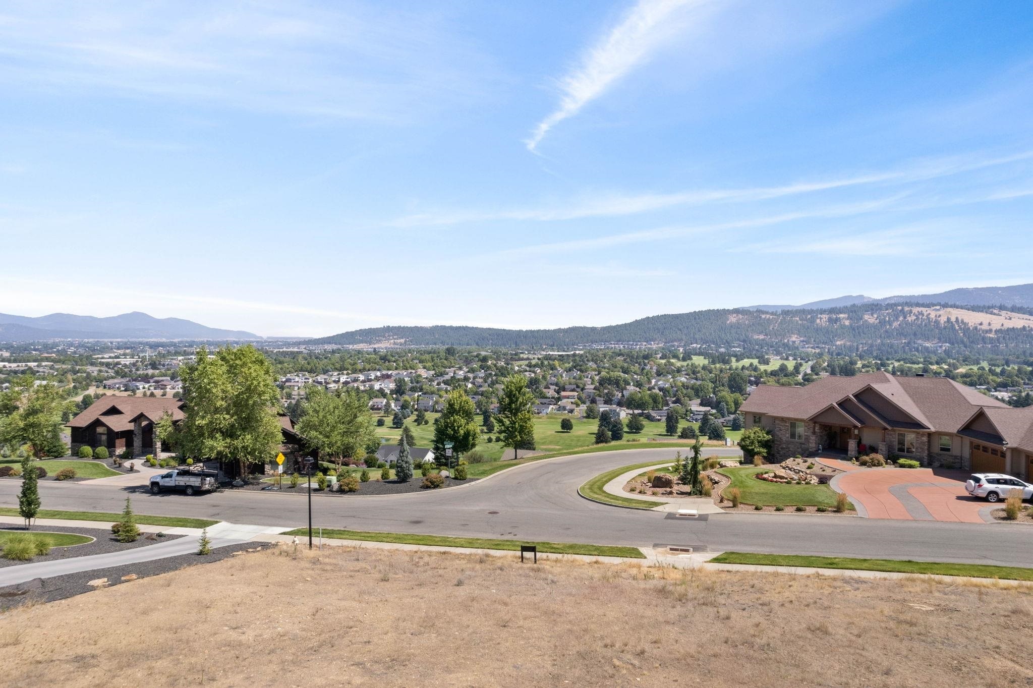 Property Photo: 250 N Holiday Hills Dr WA 99019