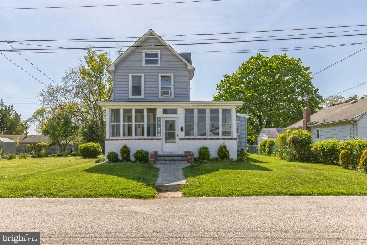 Property Photo:  95 Warren Avenue  NJ 08091 