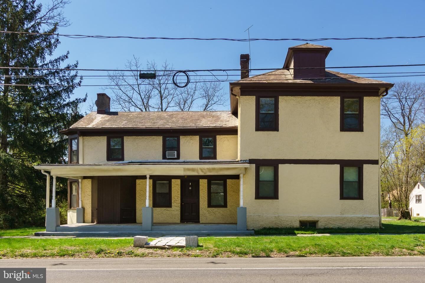 Property Photo:  124 Washington Rd  NJ 08540 