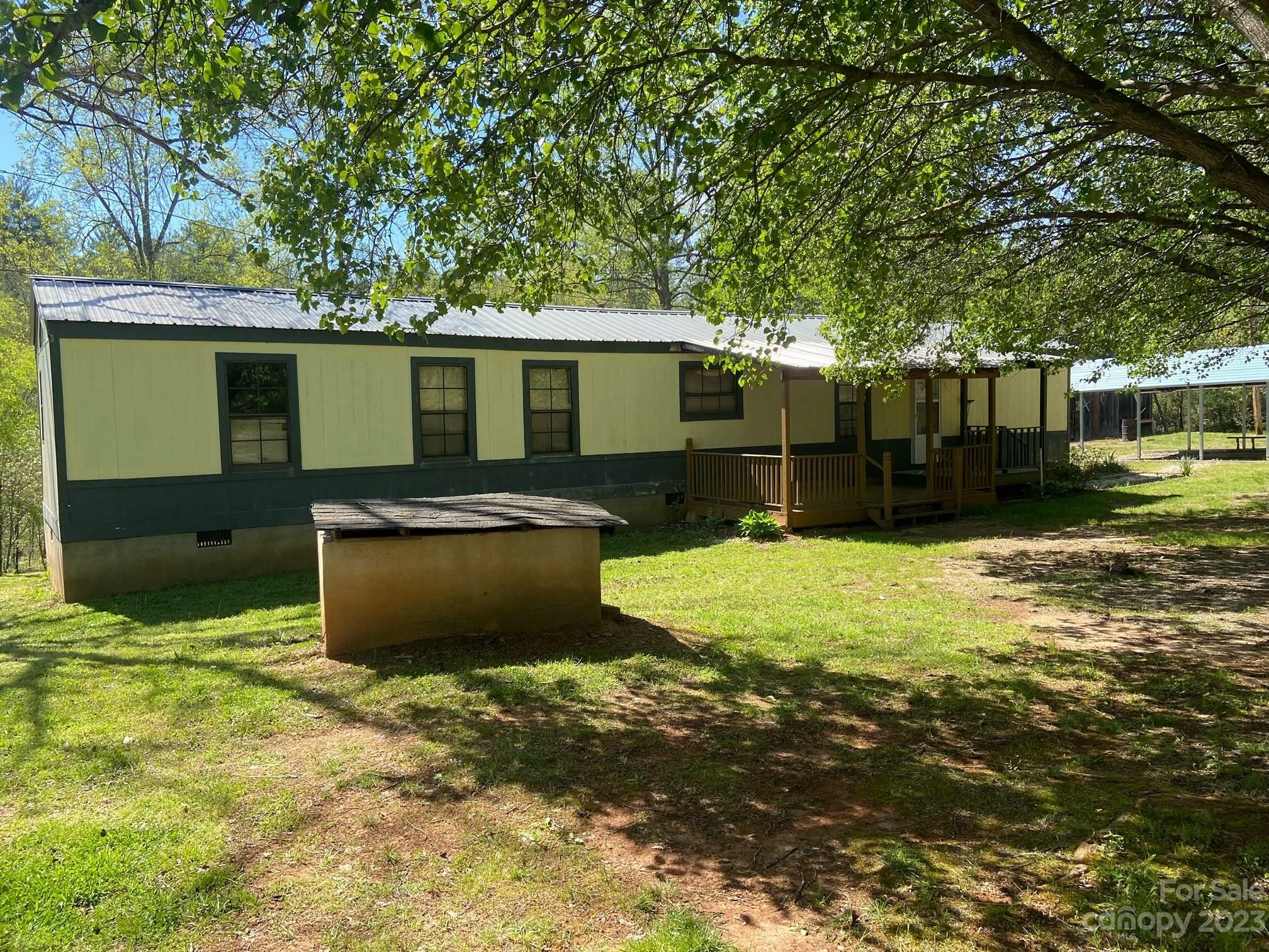Property Photo: 1787 Throneburg Road NC 28655