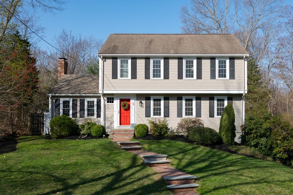 Property Photo:  5 Chatham Cir  MA 02043 