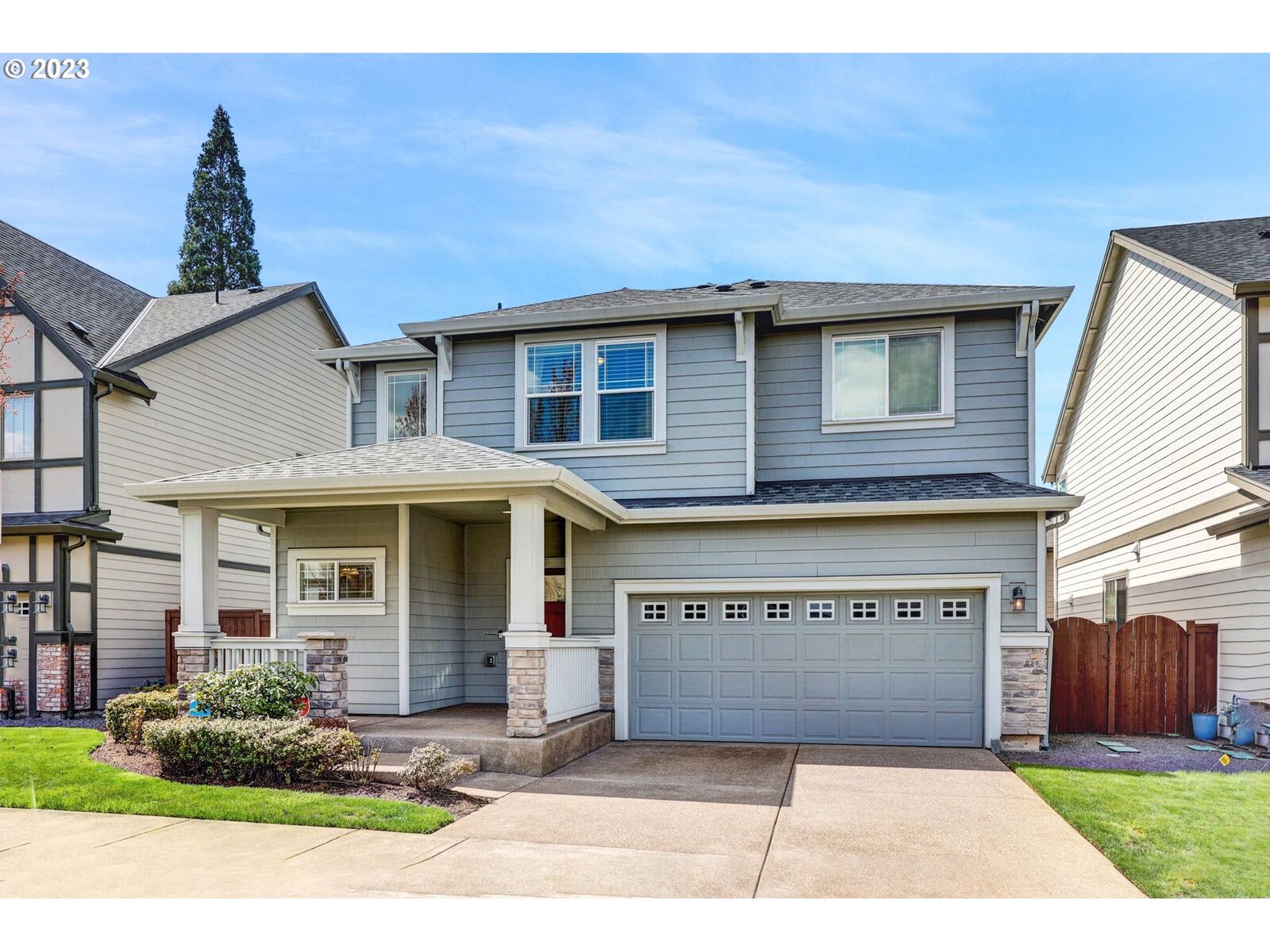 Property Photo: 493 NE 76th Ave OR 97124