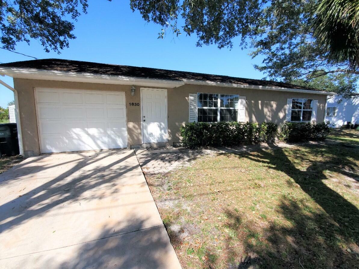 Property Photo:  1830 SE Balleto Street  FL 34952 