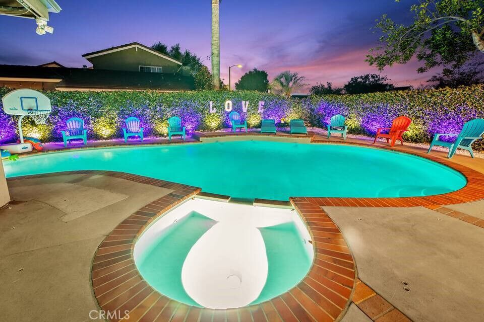 Property Photo:  1091 Santa Rosa Avenue  CA 92626 