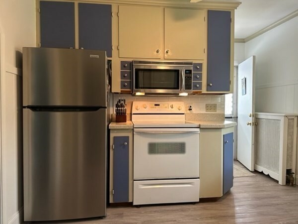 Property Photo: 114-R Freeman Street MA 02763