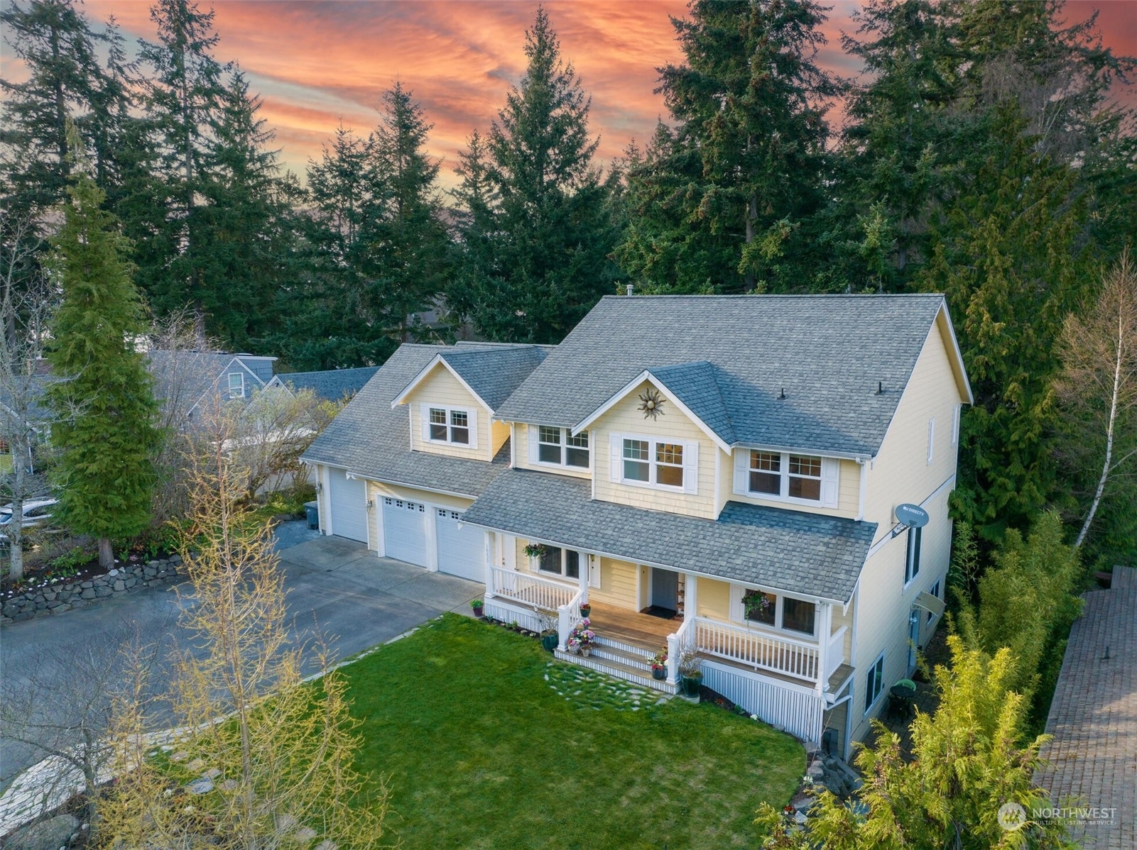 Property Photo:  16233 21st Avenue SW  WA 98166 