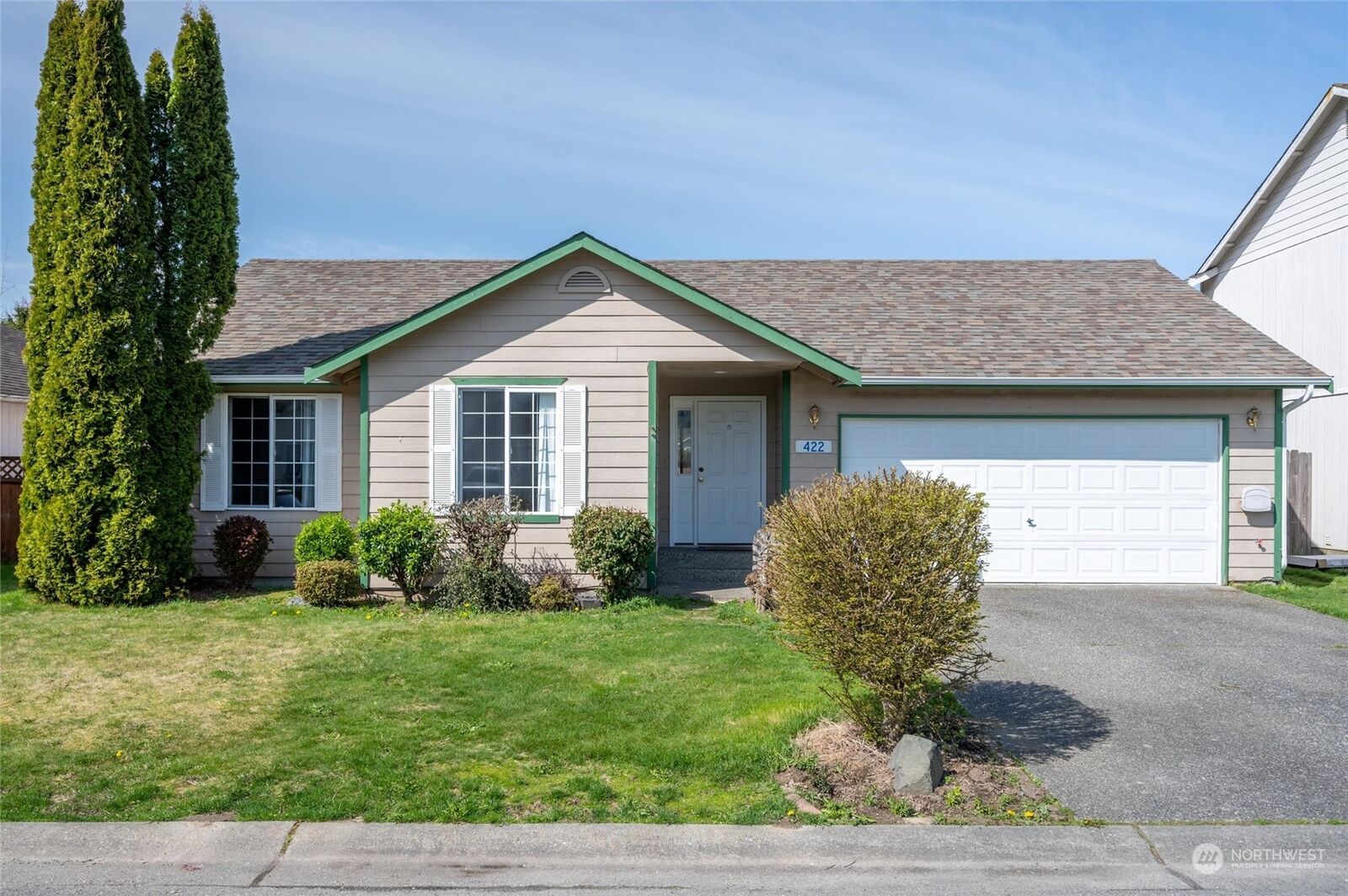 Property Photo:  422 Spring Lane  WA 98284 