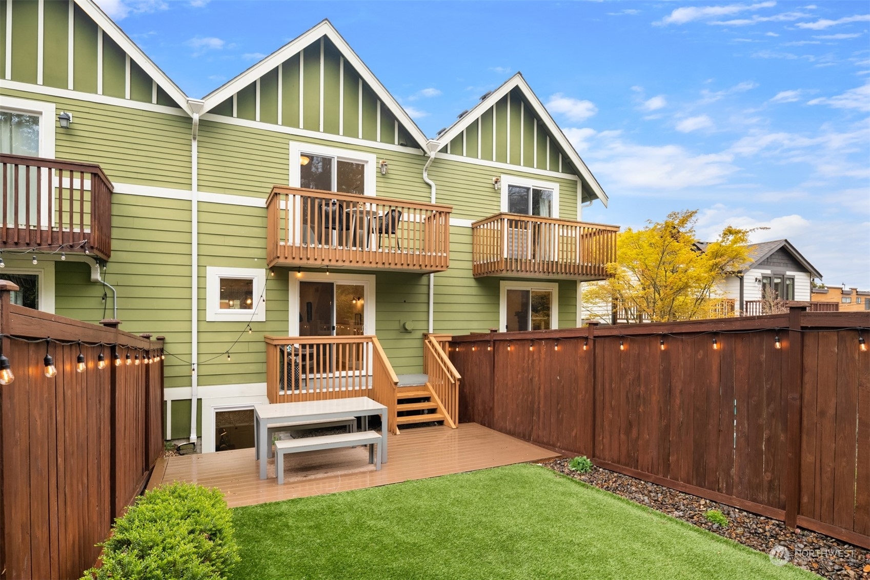 Property Photo:  7204 California Avenue SW B  WA 98136 