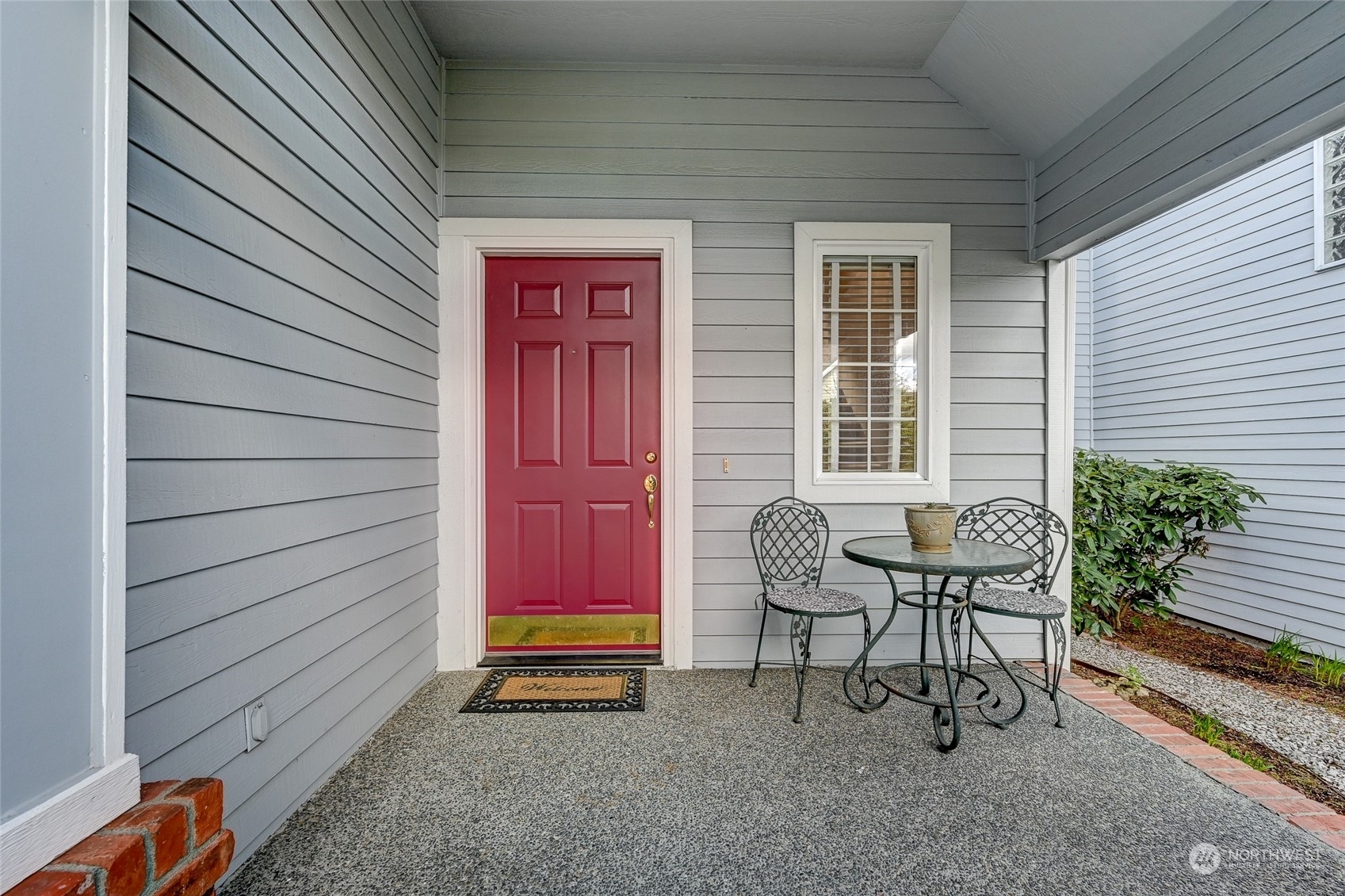 Property Photo: 25021 SE 42nd Drive WA 98029