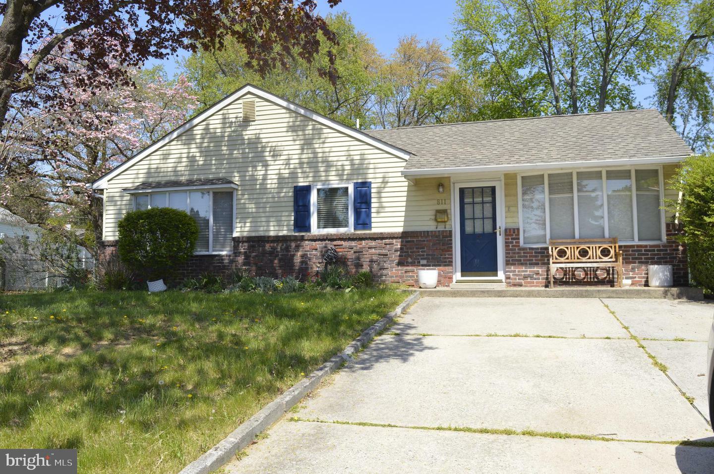 Property Photo:  811 Auburn Road  PA 19030 