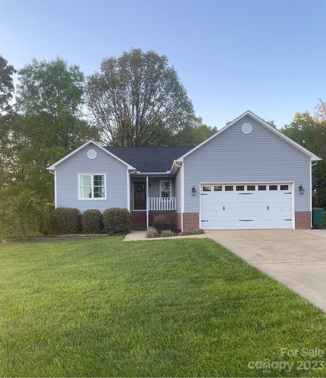 Property Photo:  688 Cress School Road  NC 28147 