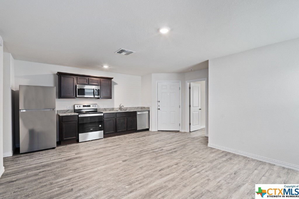 Property Photo: 1151 Magnolia TX 78155